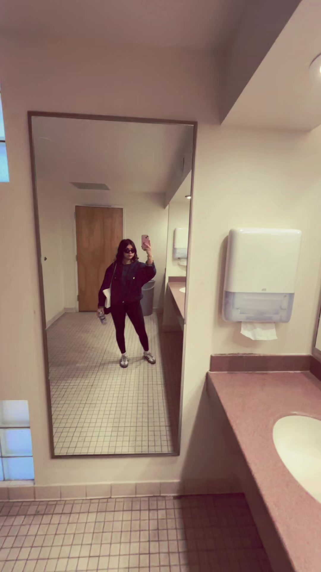 @𝐄𝐂