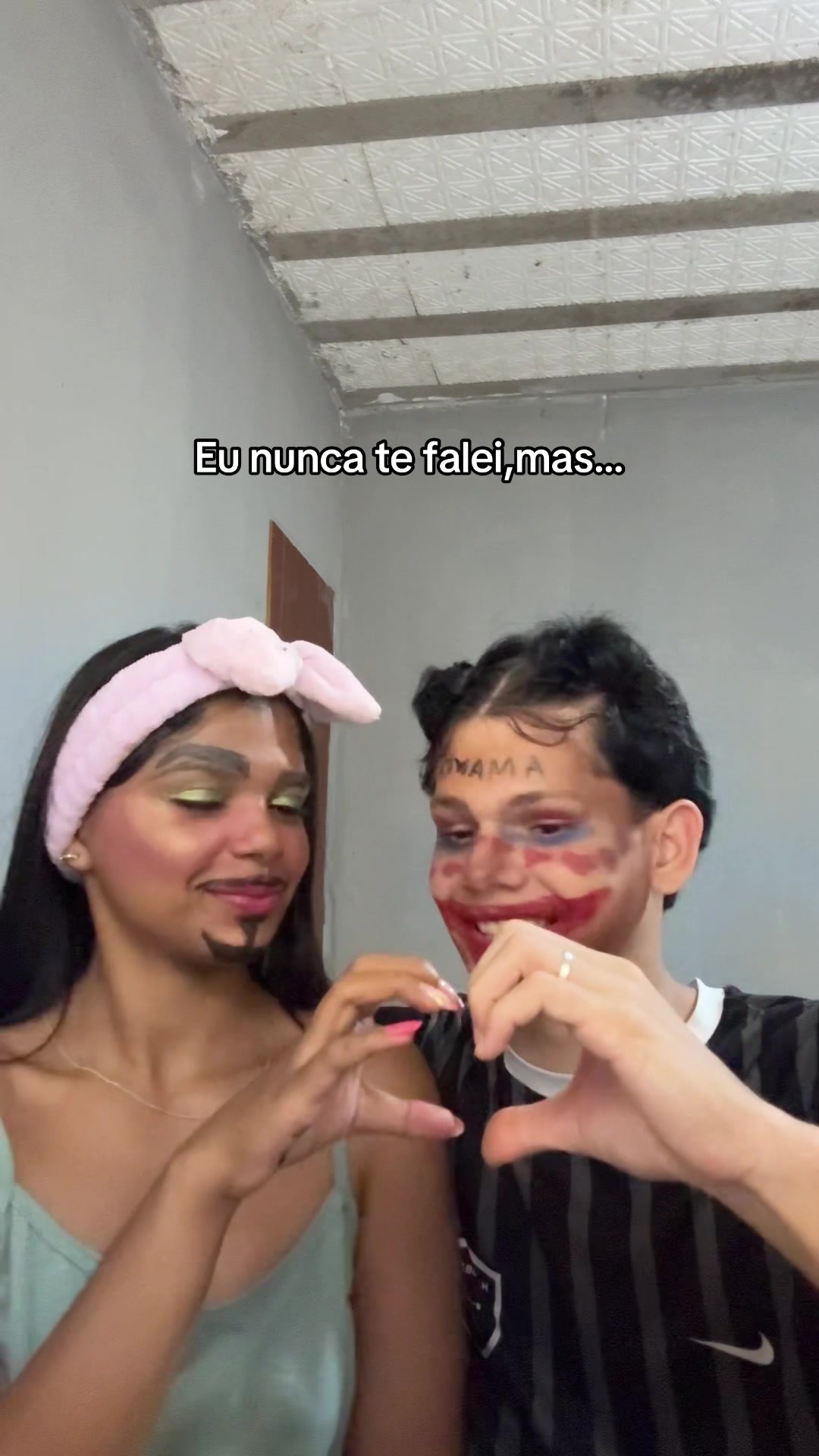 @💋