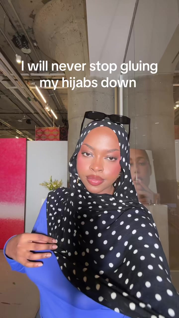 @Makeup & Mindset Girl