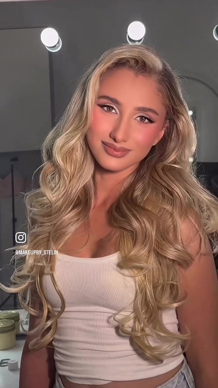 @Makeupby_stelin