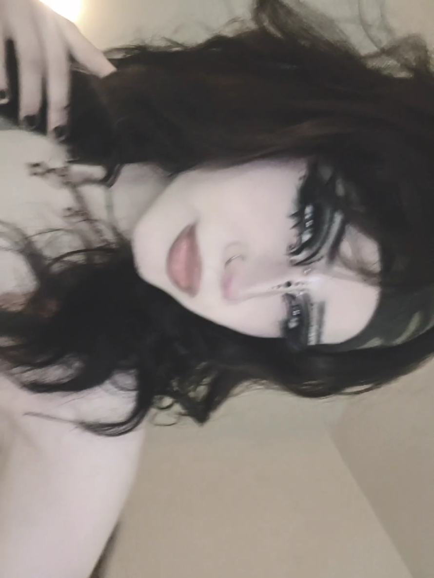 @᥎ᥲᥣᥱᥒ𝗍іᥒᥱ ᑲᥣᥲძᥱ☆