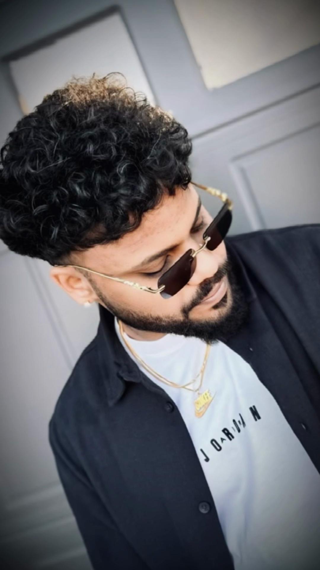 @🇱🇰 Tamil StyleBoy 🇨🇦