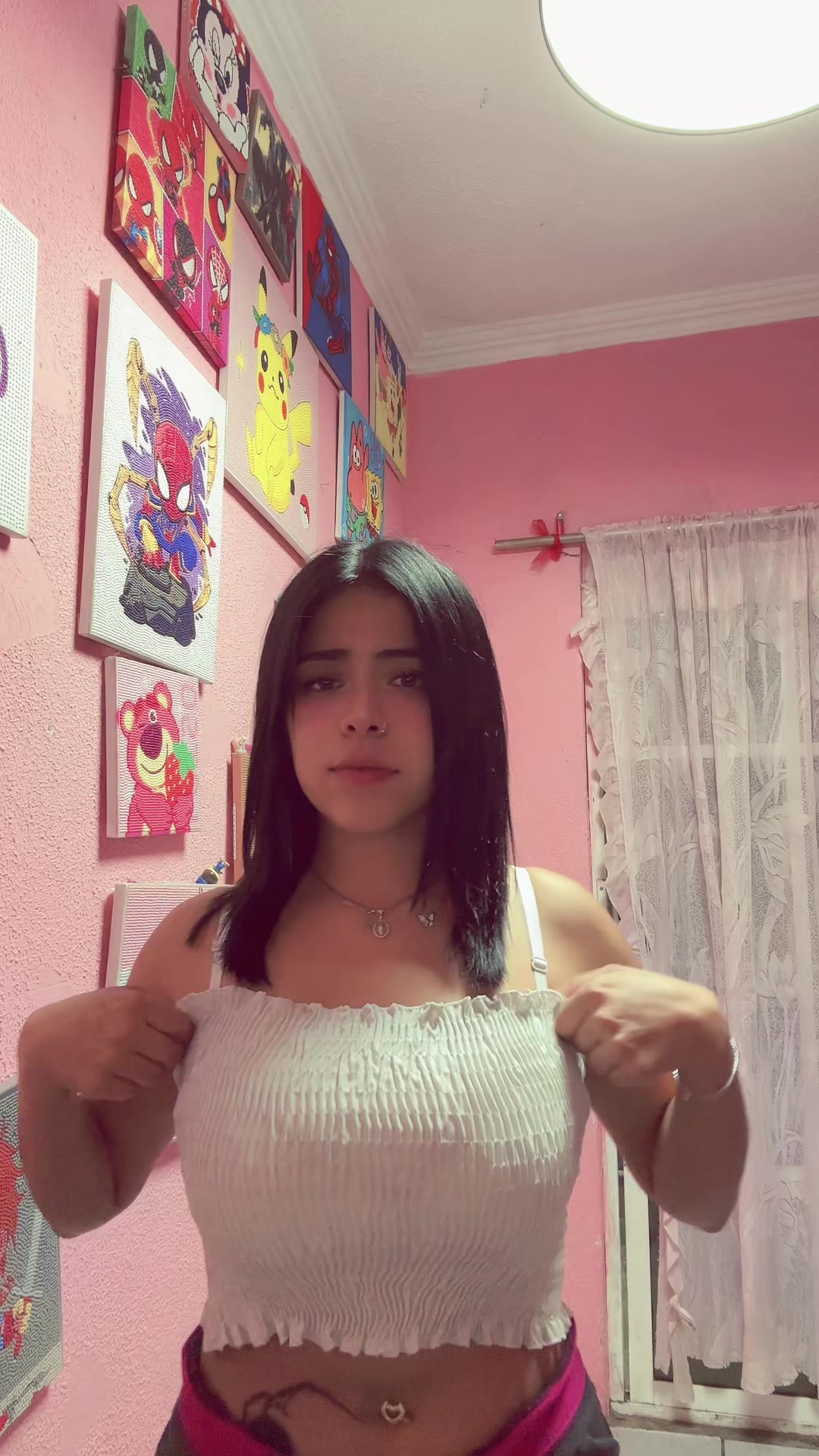 @👧🏽🫧✨