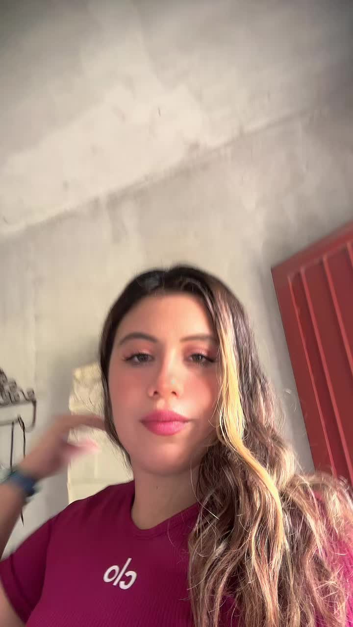@Itzelv0916
