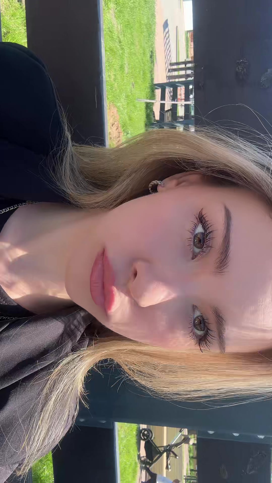 @Ari