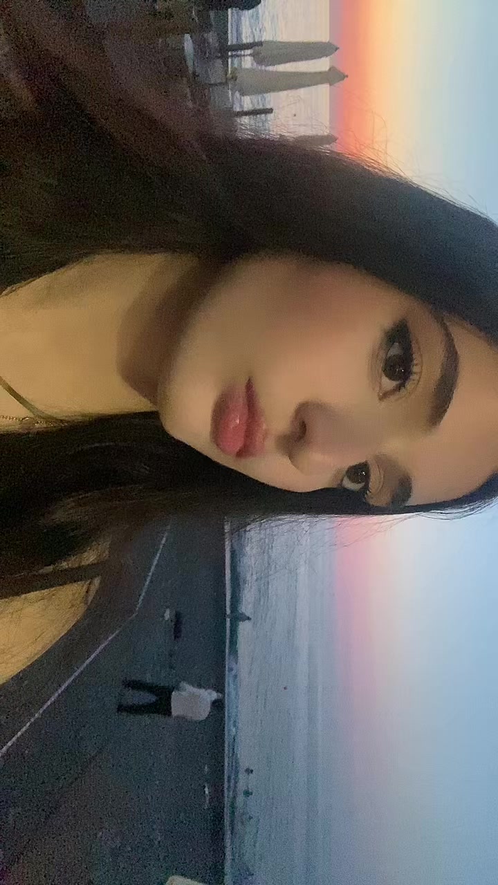 @Elina
