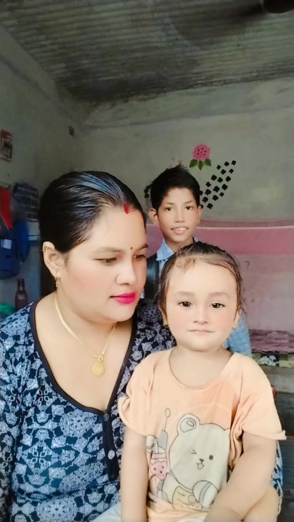 @दाजुभाइ बिनाको चेली🧿