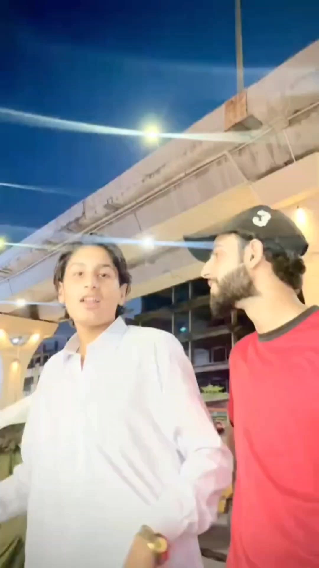 @طحہٰ بادشاہ👑