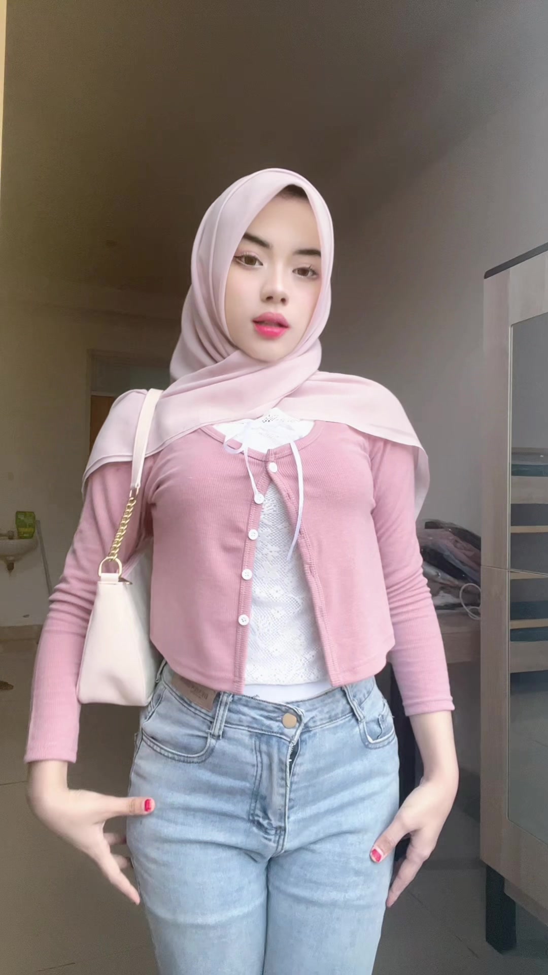 @latifahmhdr