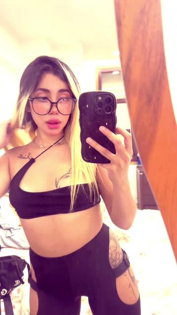 @its_jiji_the_blondiiii
