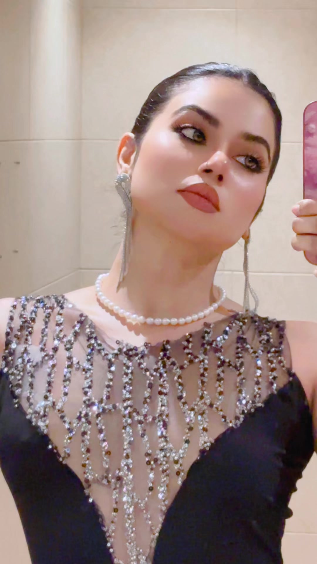 @Viyana Pietersz