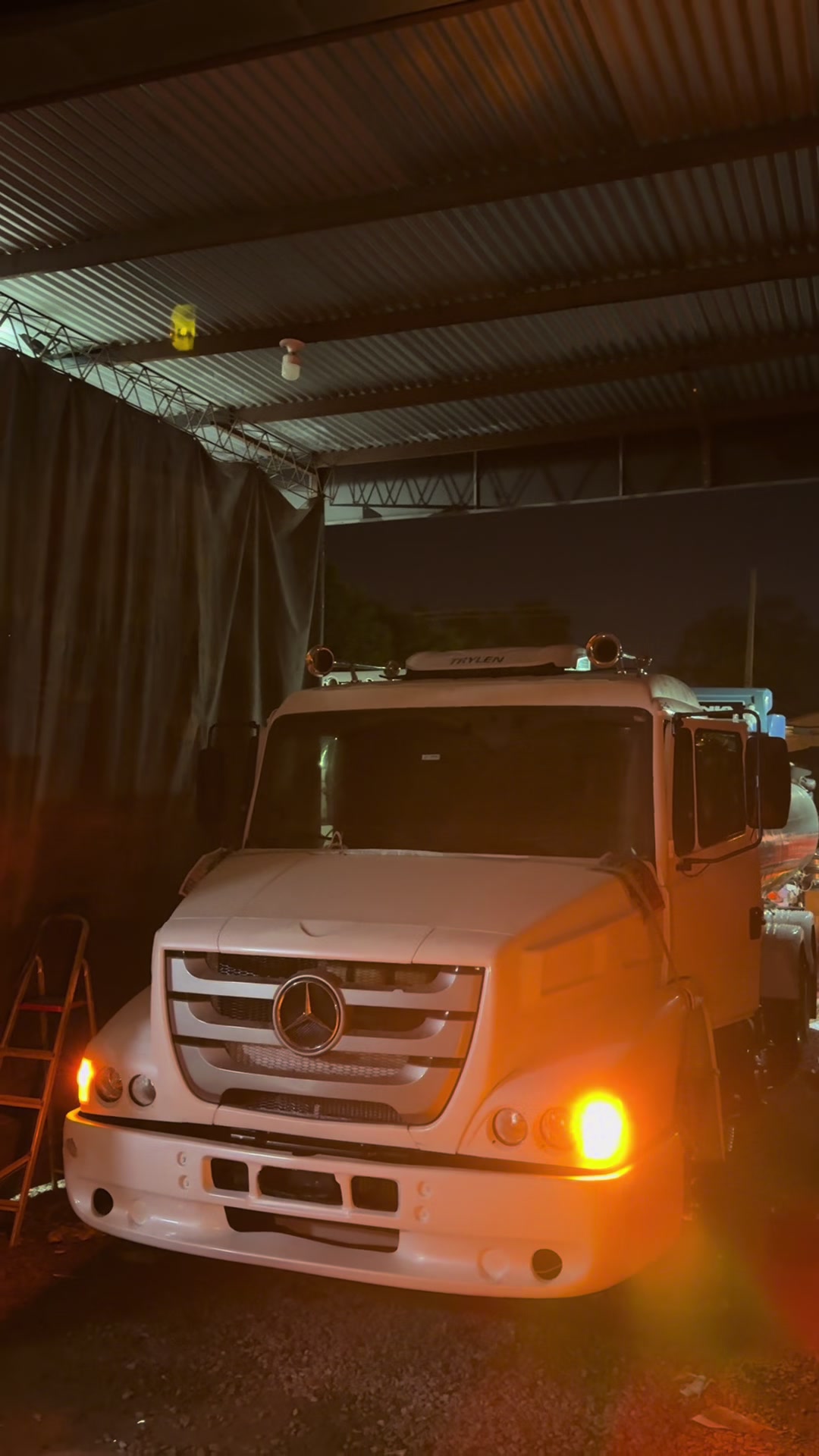 @Aliens Truck