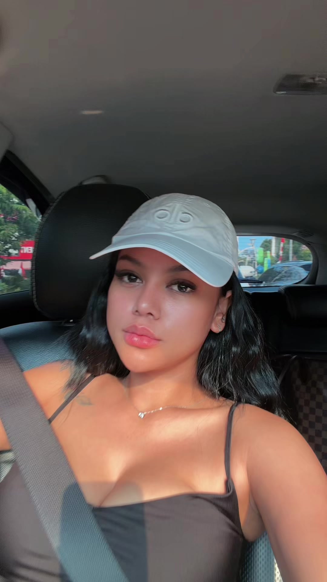 @Kikinii