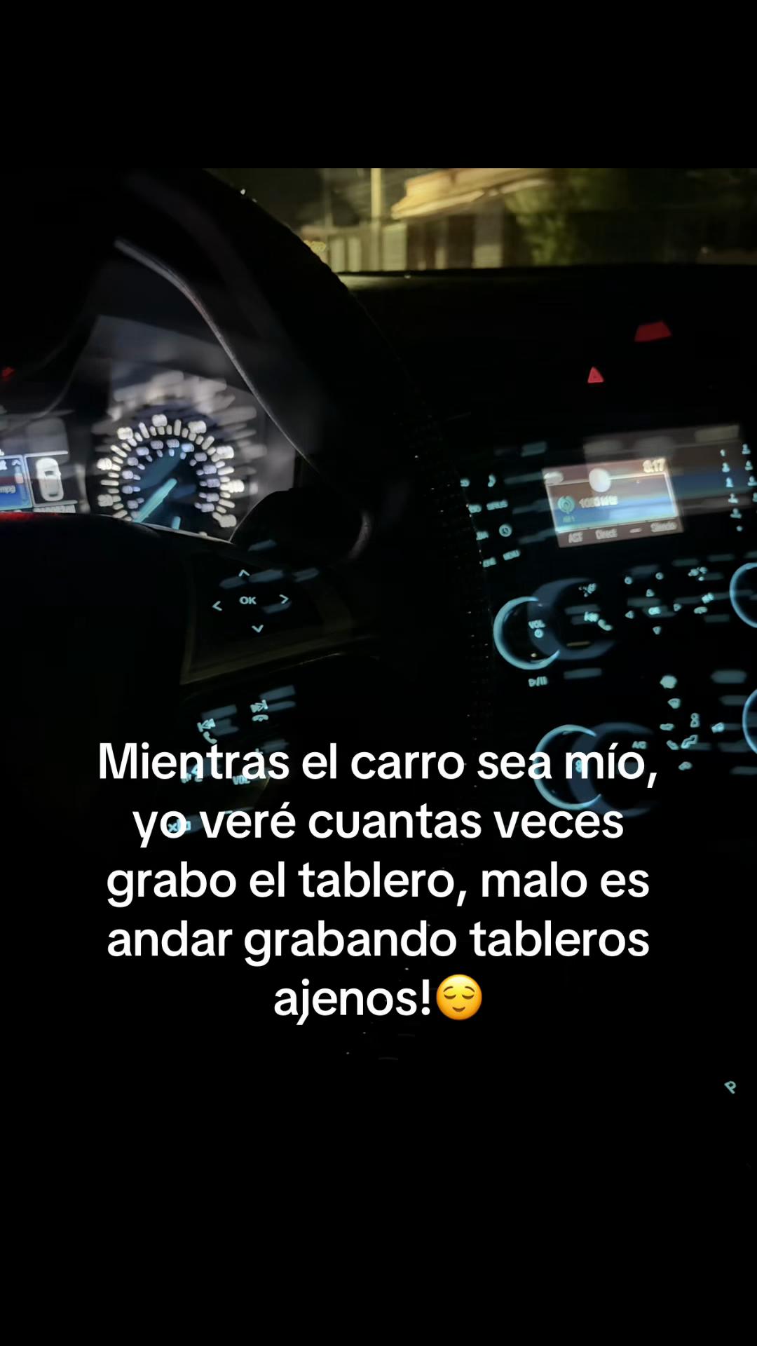 @JENN 💋