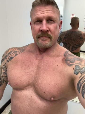 @daddyupstairs
