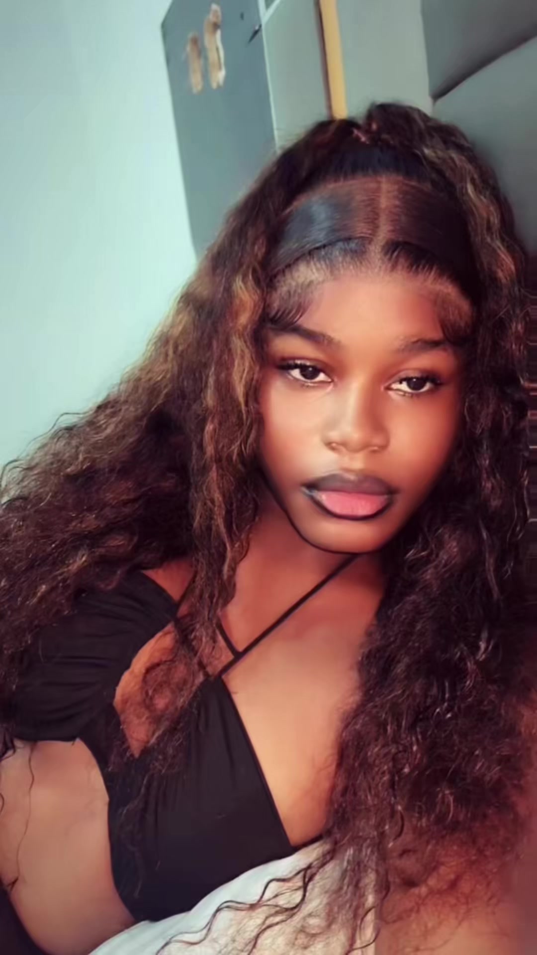 @AFROGODESS🌴🙂&zwj;&harr;️💚