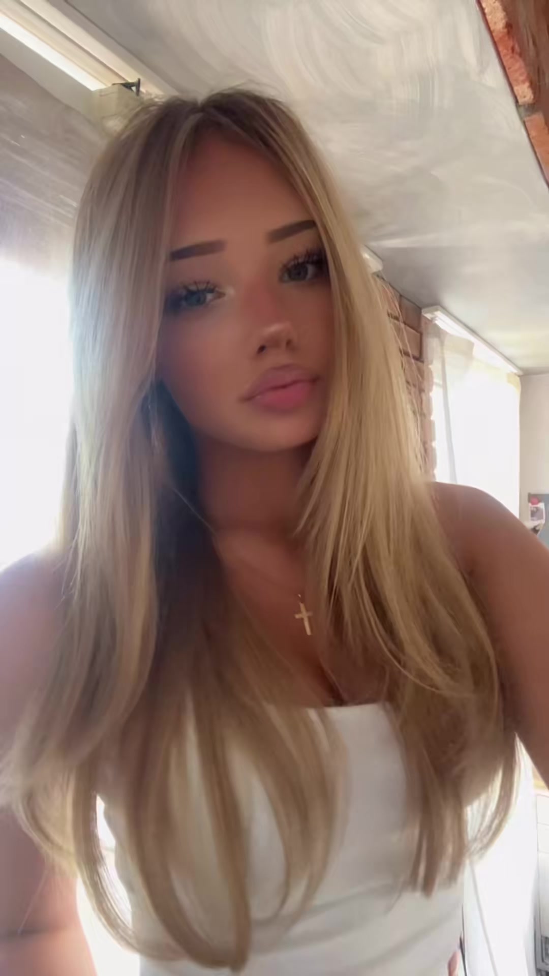 @Nekolie_2