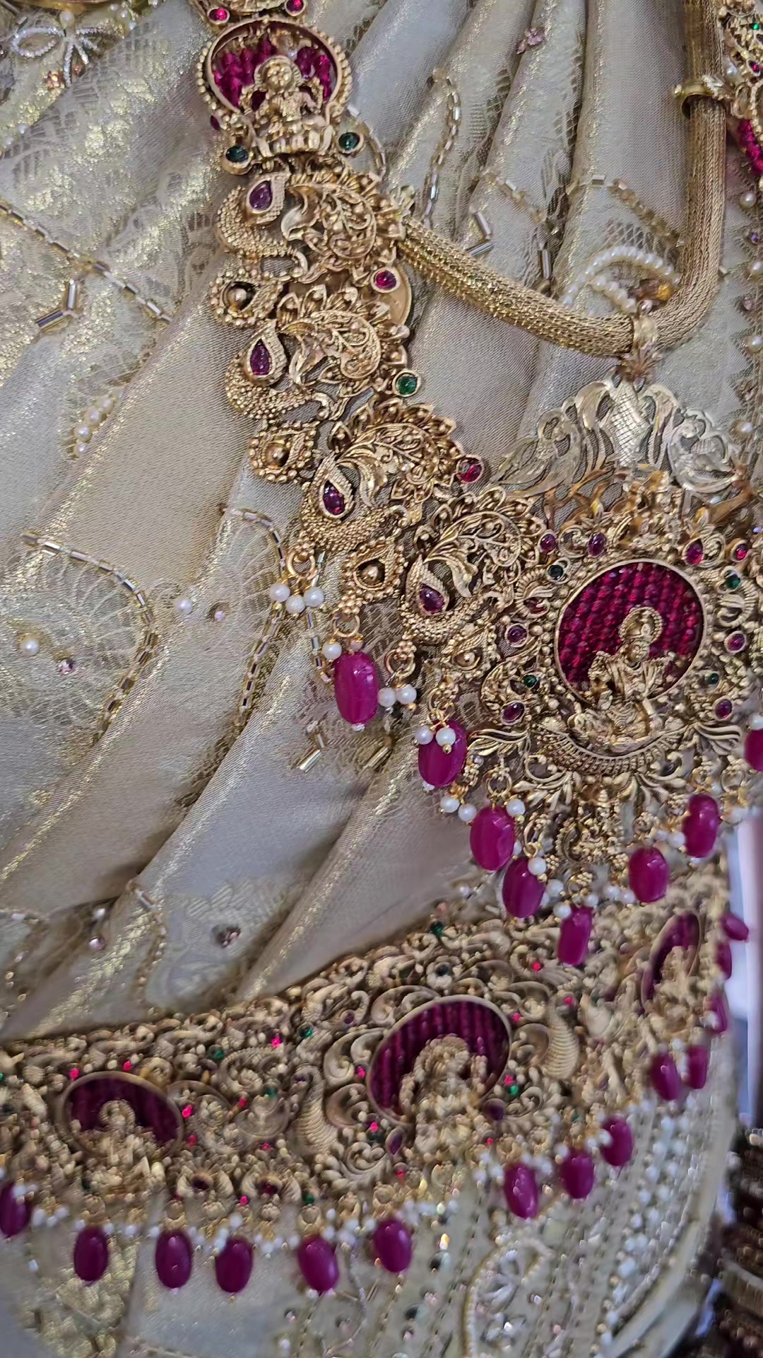 @Unique brides by arthie