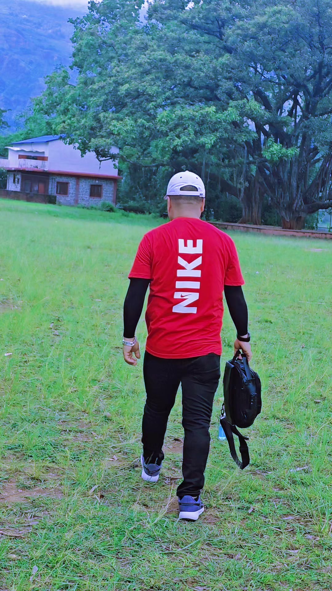 @🇳🇵तीर्थ मगर ❣️🇶🇦🚶&zwj;♂️