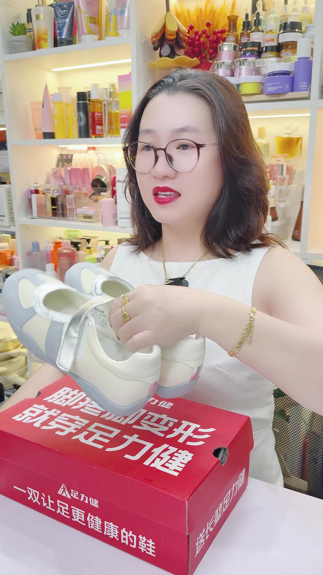 @Ổ Của Lộc1376