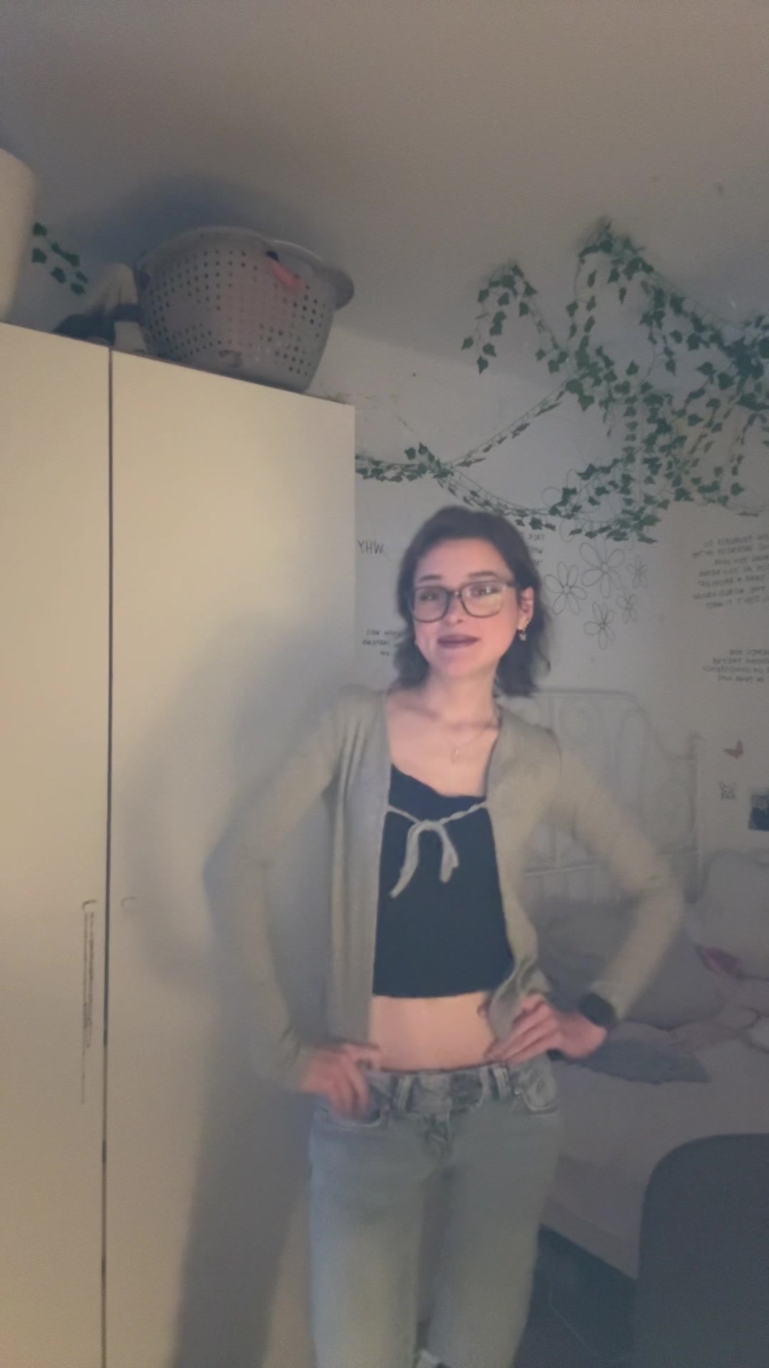 @￴
