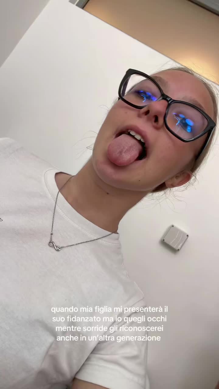 @_vittyspamm_