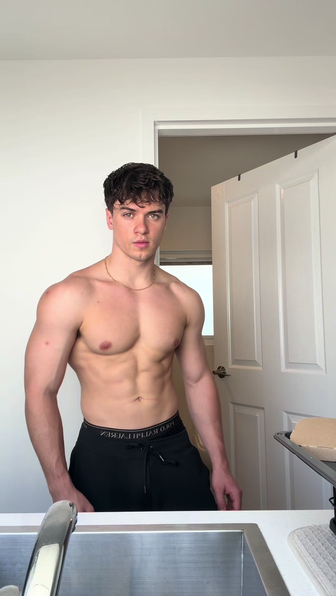 @lewmfit