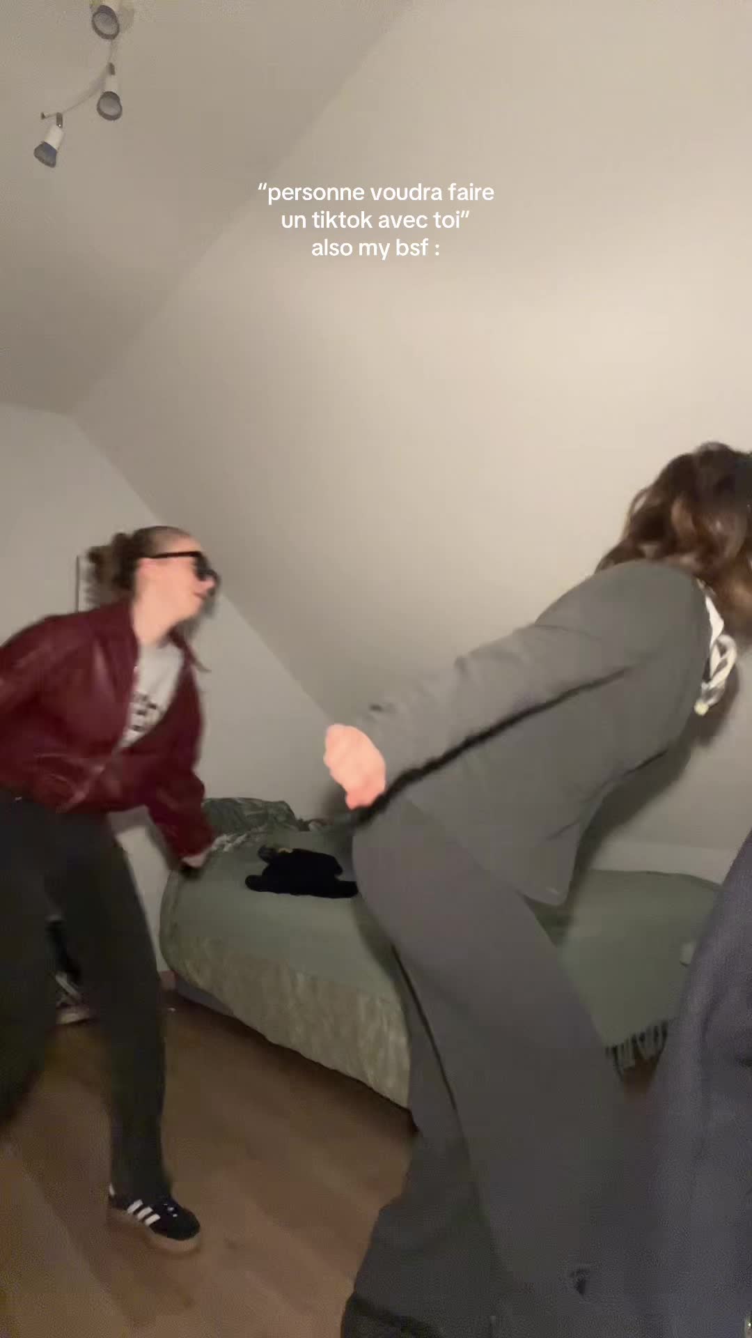 @clara