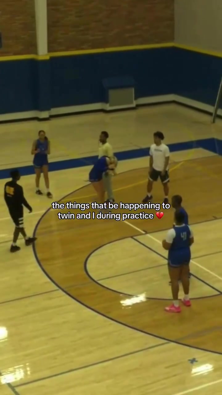 @Ballislife Womens Basketball