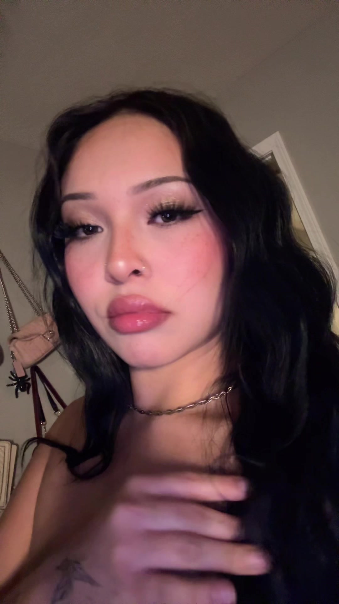 @Amika_elise