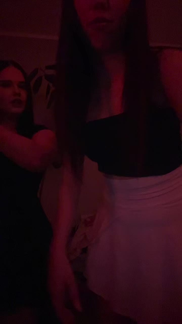 @Emilka_08