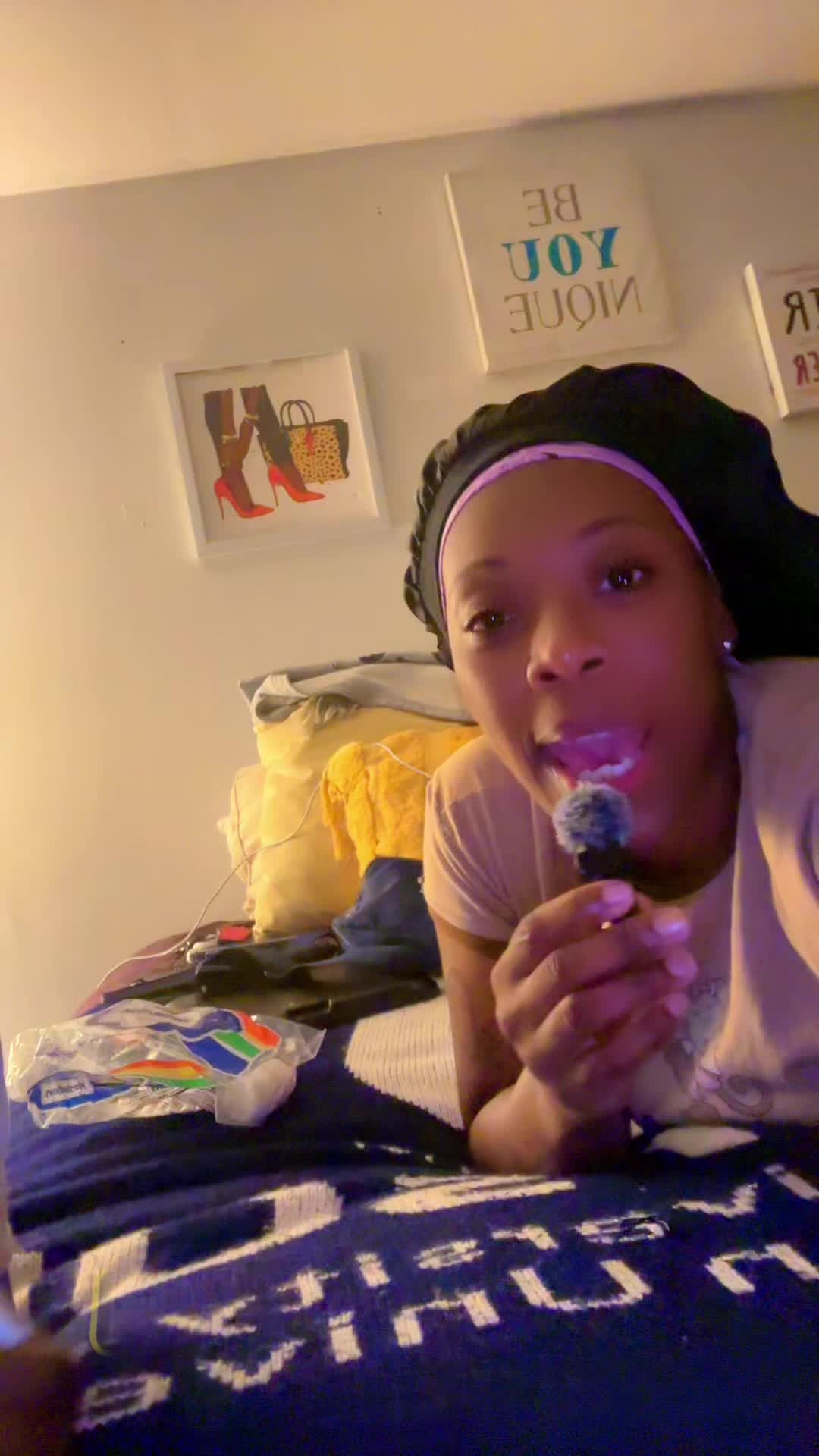 @chozenniq