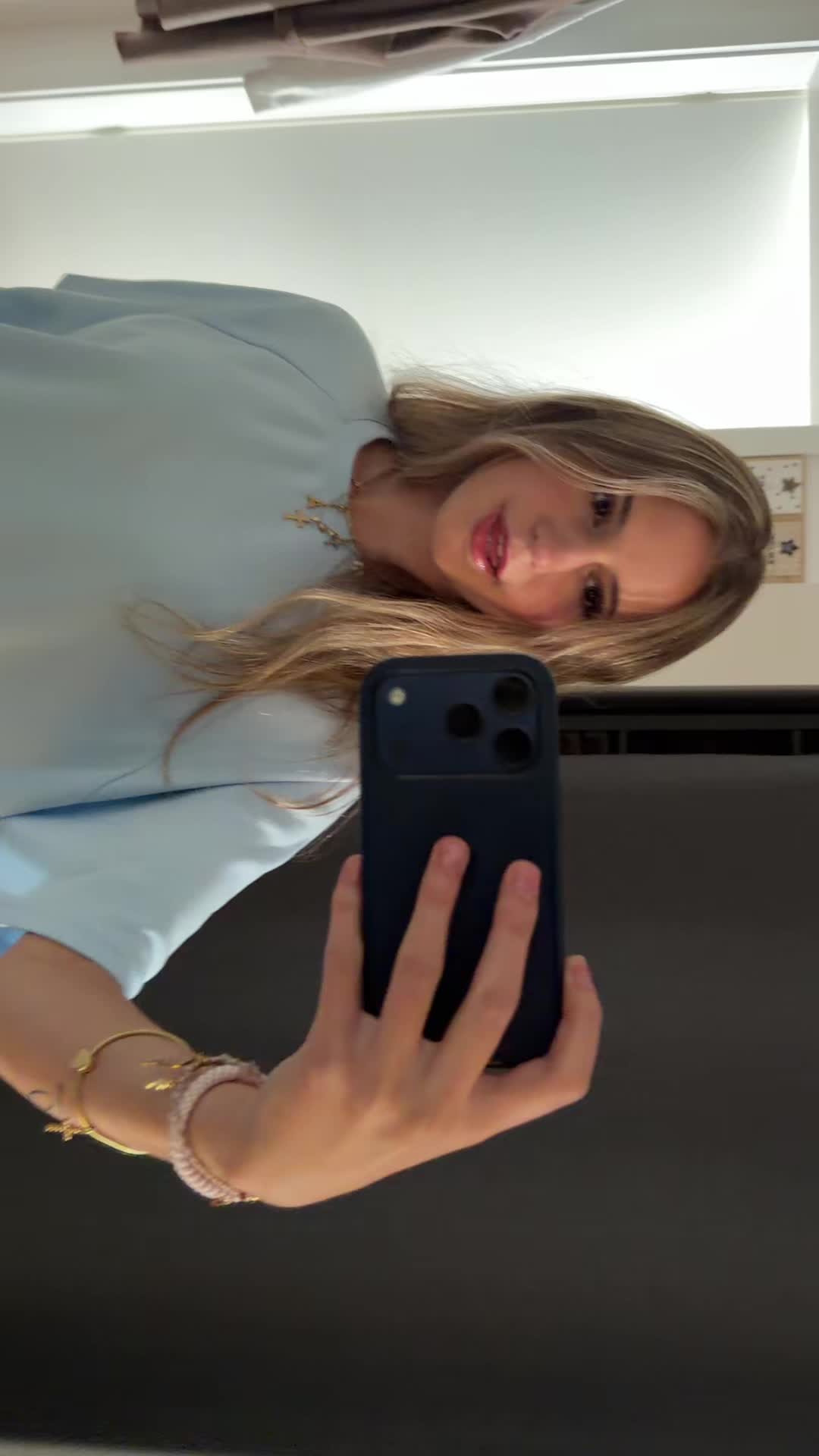 @juliaa