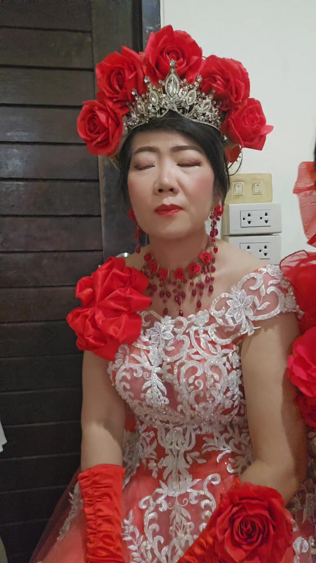 @Toymee