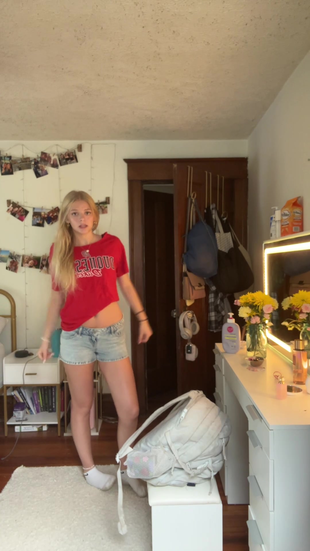 @_