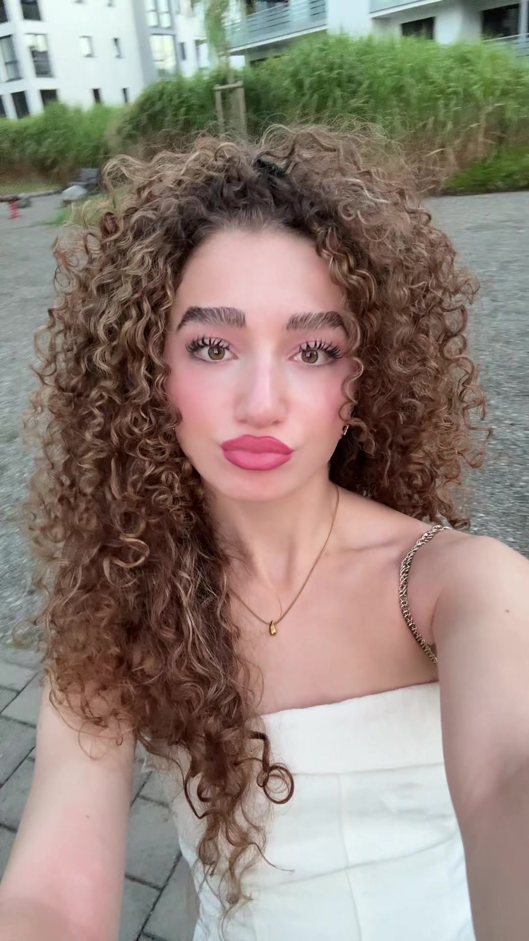 @𝐃𝐡𝐮𝐫𝐚𝐭𝐚 🇦🇱