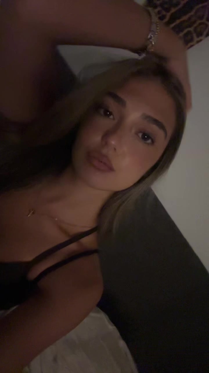 @notsuzigomez