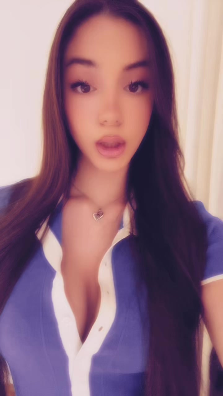 @elena