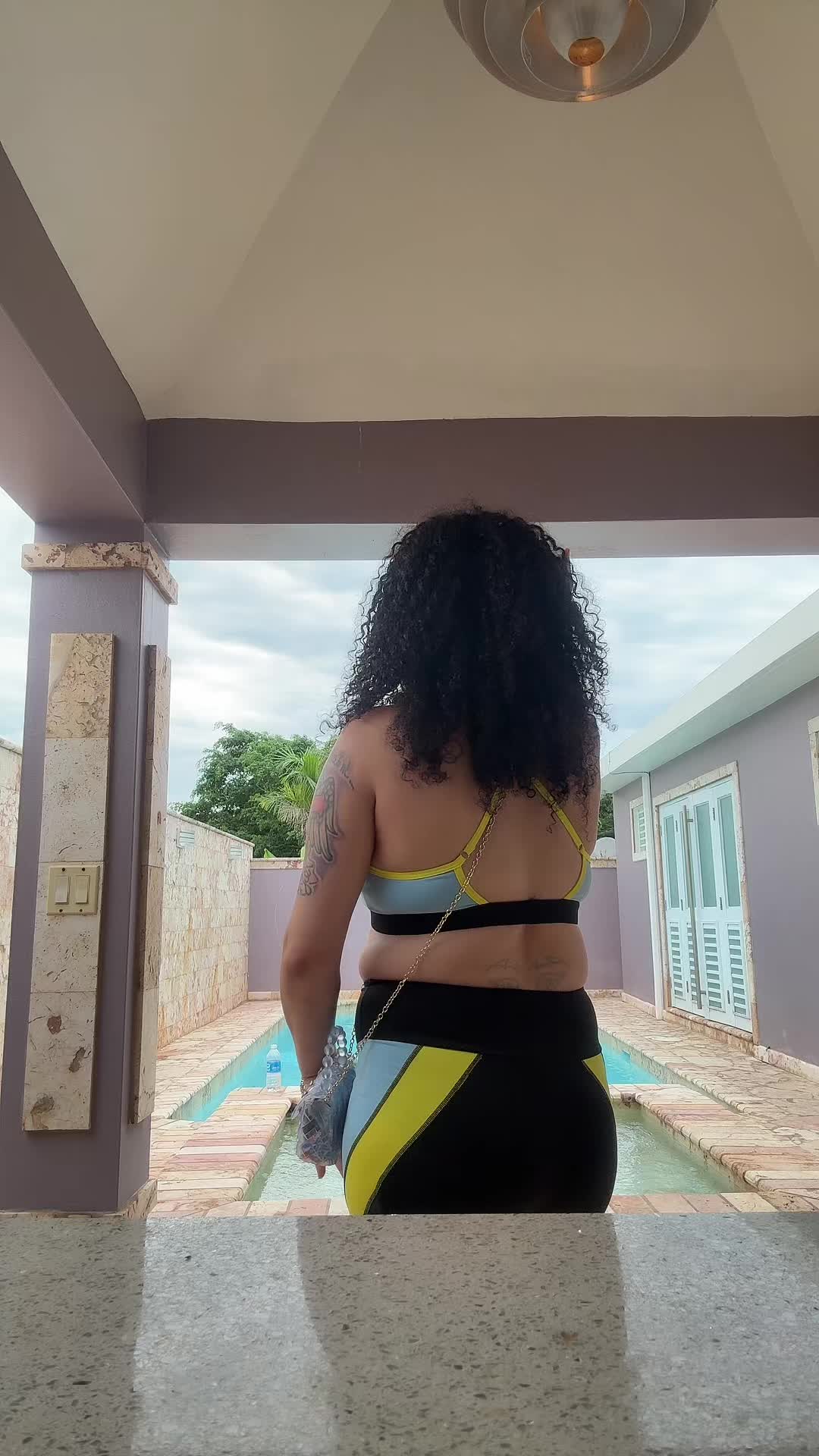 @2raw💁🏽&zwj;♀️💫