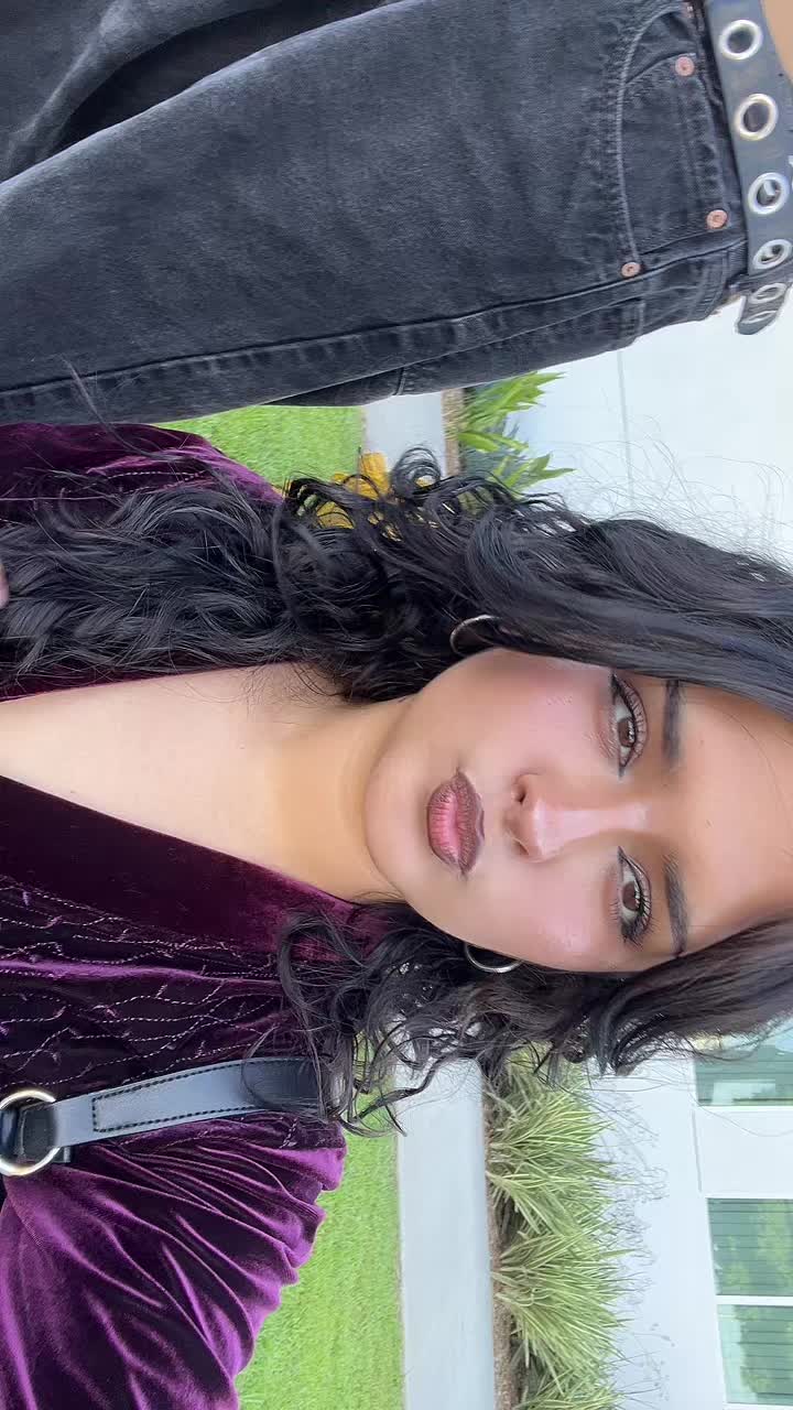 @<?>