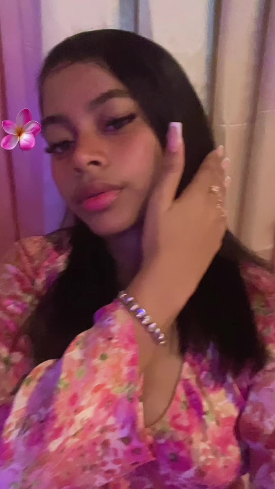 @ⱮìçհҽӀӀҽ~🐩🫦