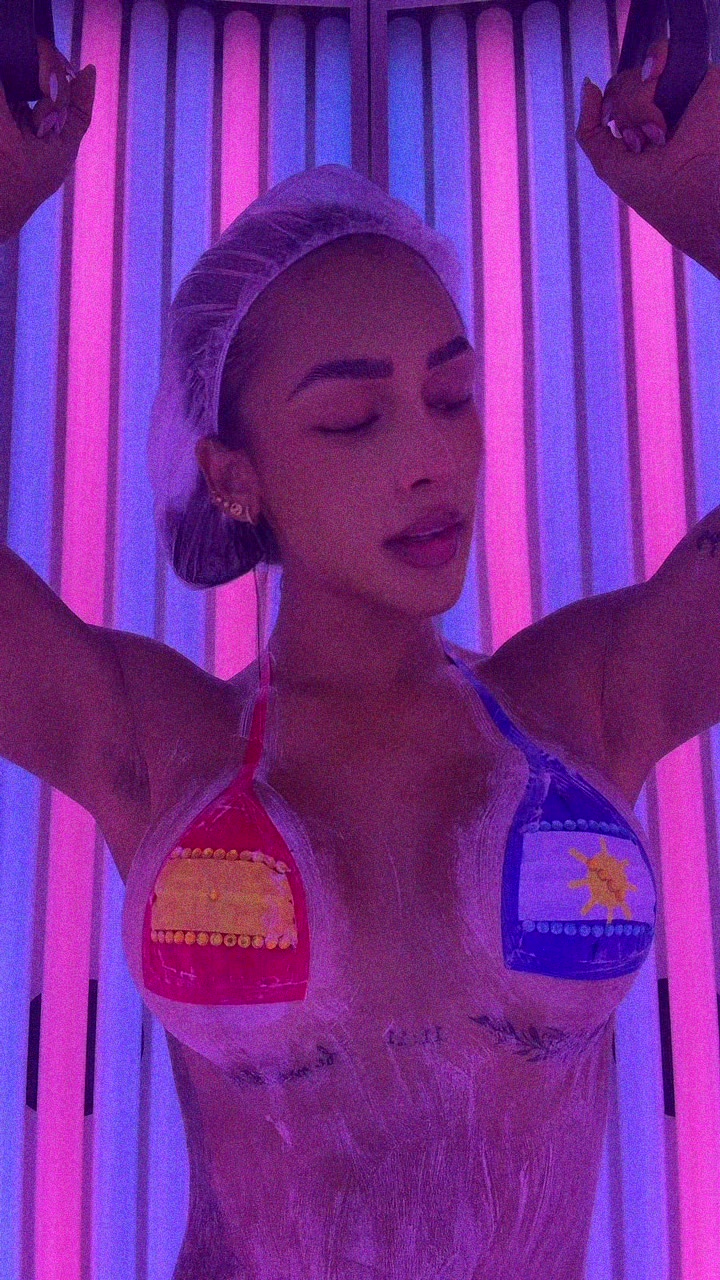 @𝐒𝐨𝐲 𝐄𝐦𝐞𝐥𝐲(𝐜𝐨𝐧 𝐞!)✨