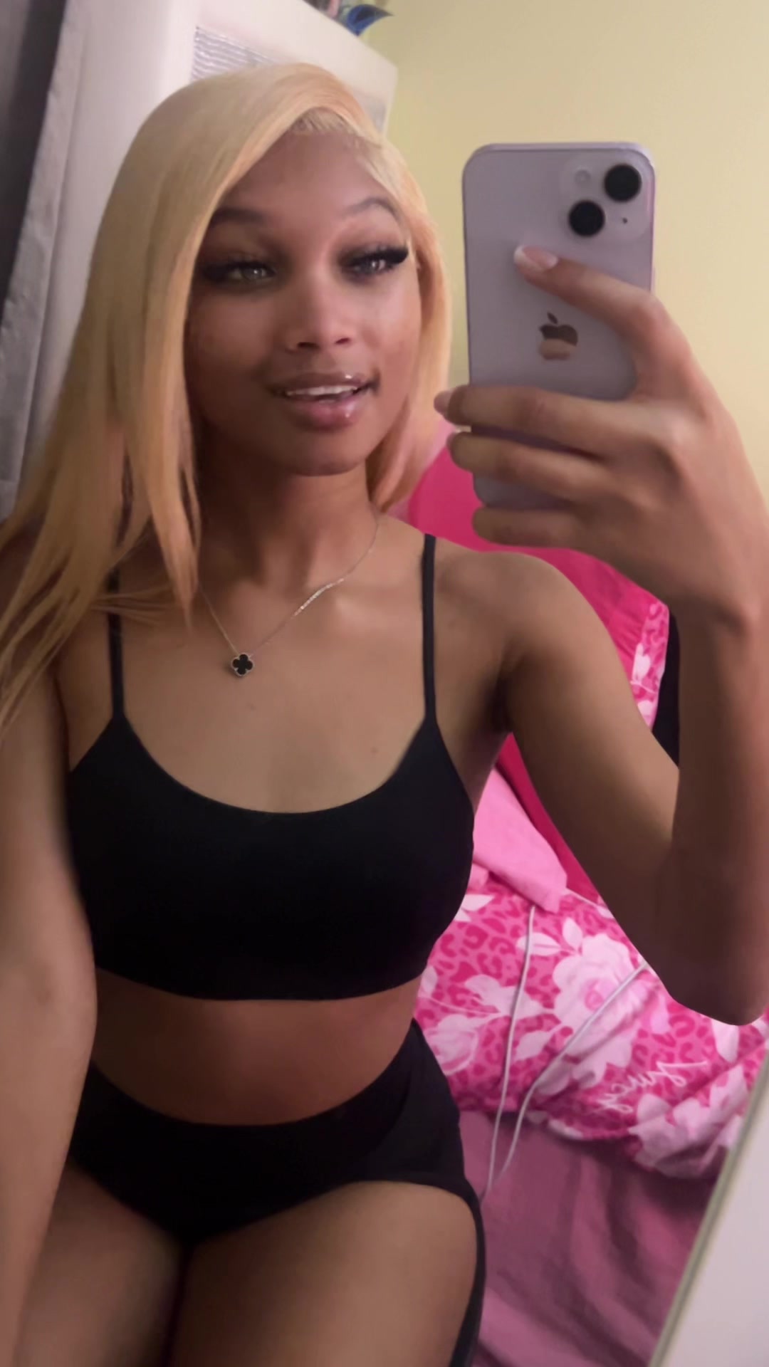 @Nya🎀