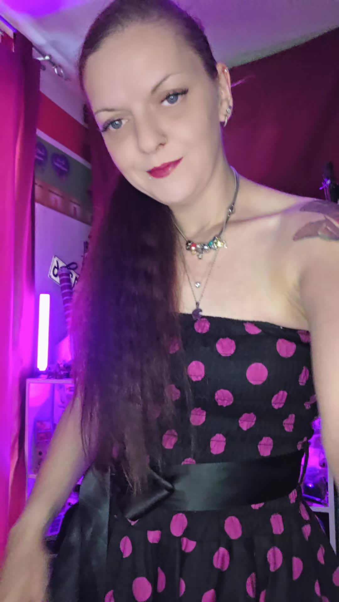 @Shiva_Faultier_Queen 🦥👑