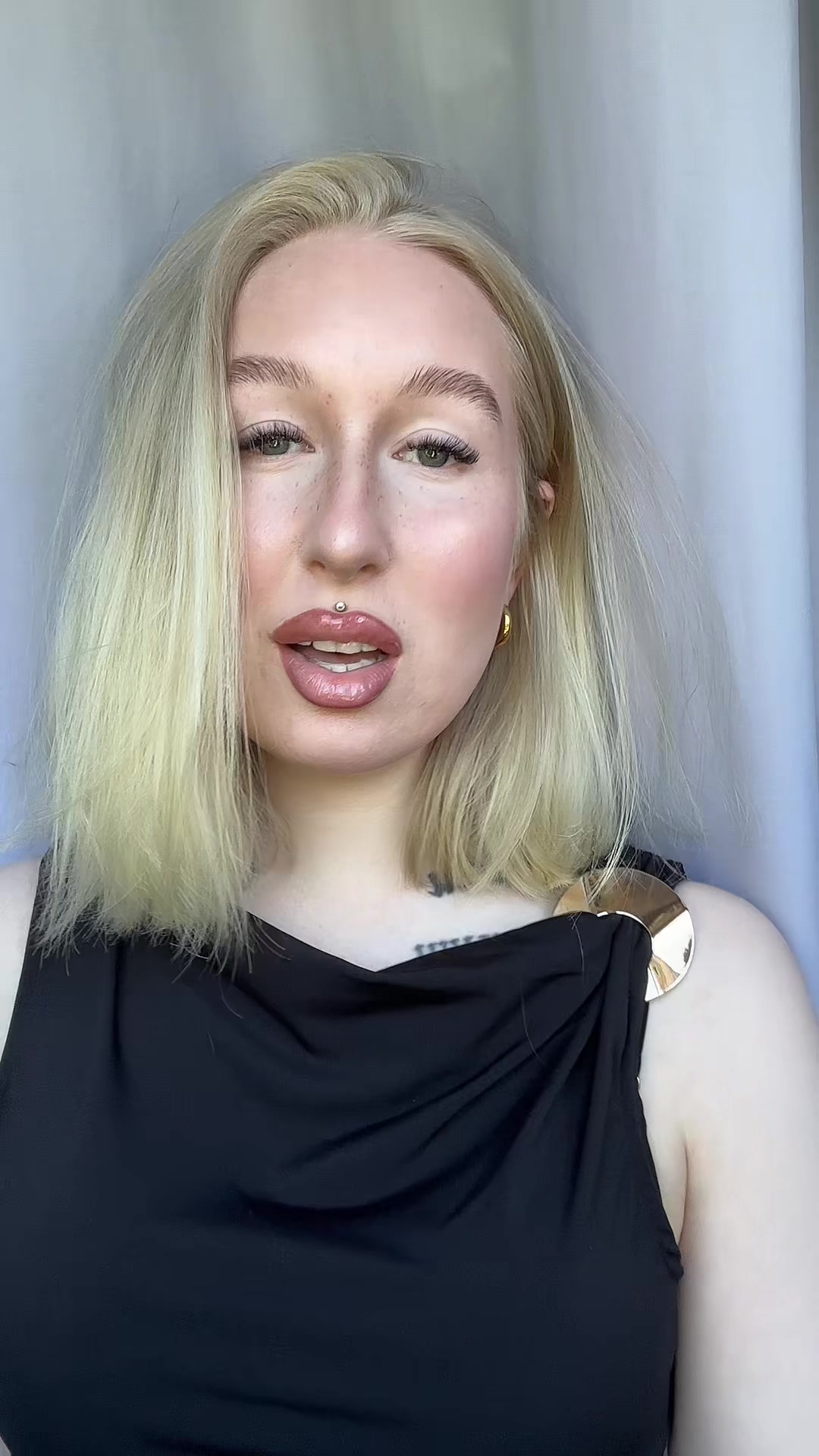 @𝐋𝐄𝐍𝐀