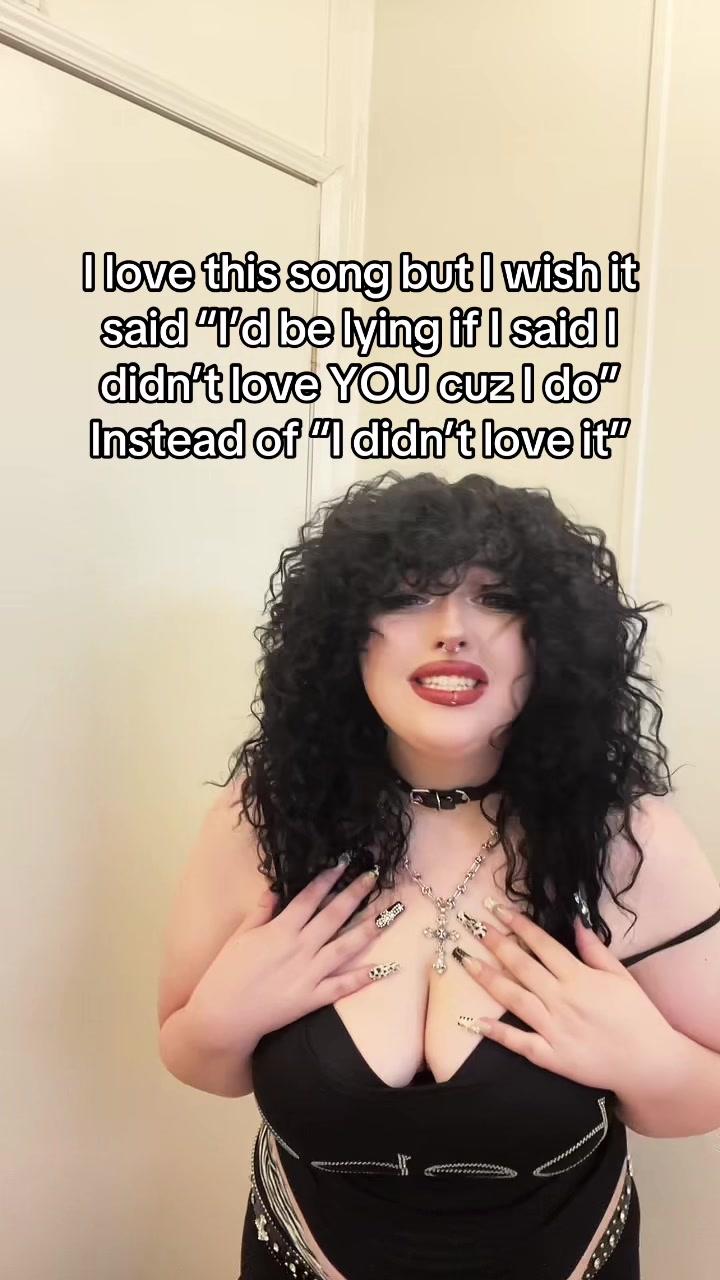 @☆ 𝓵𝓪𝓲𝓷𝓲𝓮 ☆