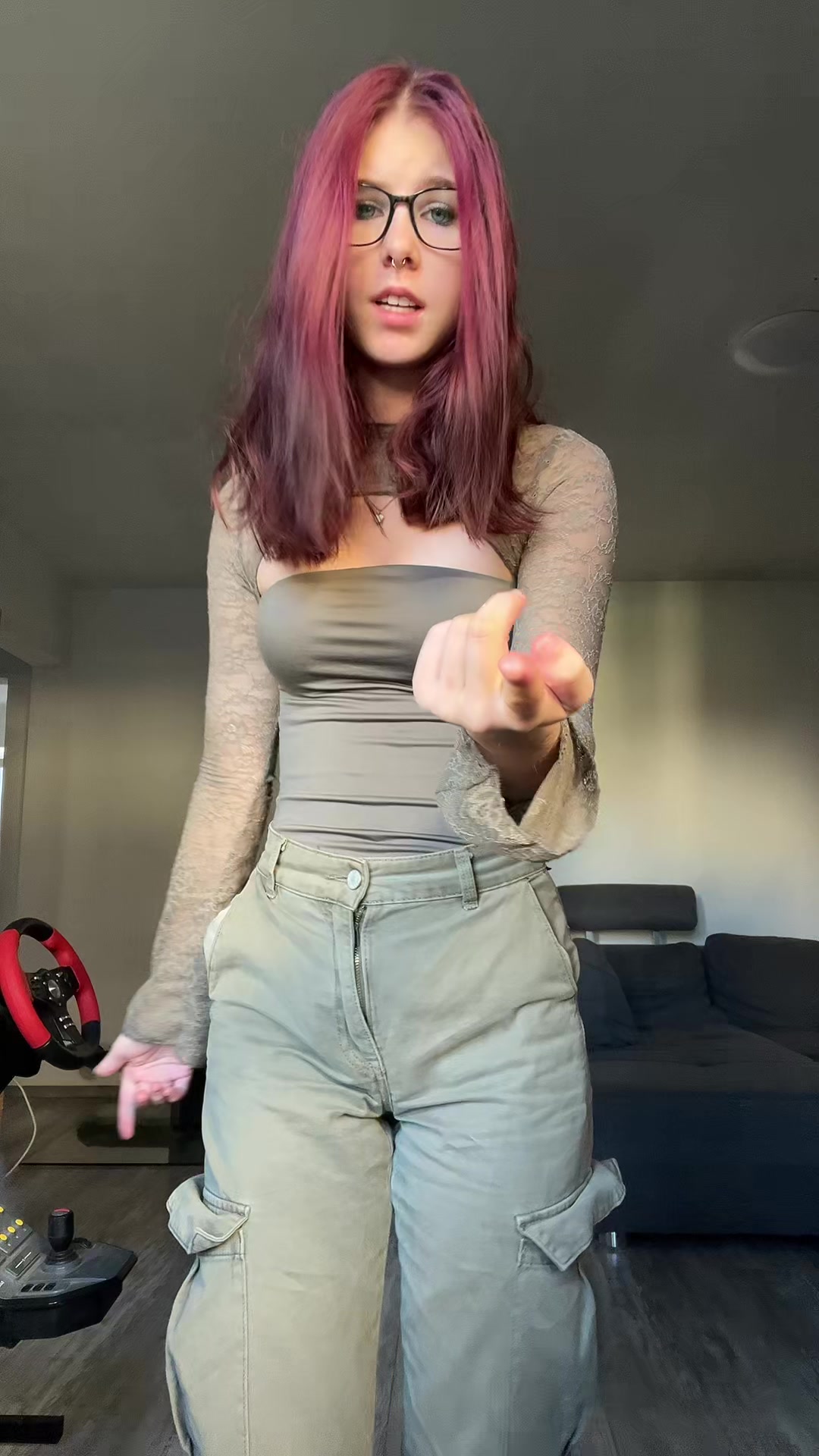 @Lenalovelykeksi