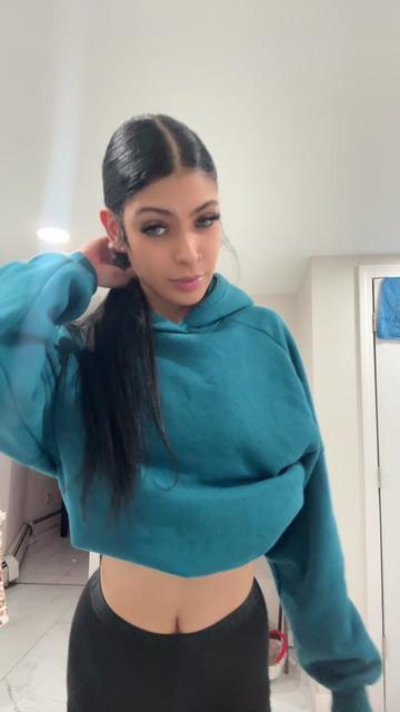 @AshlyyDoll
