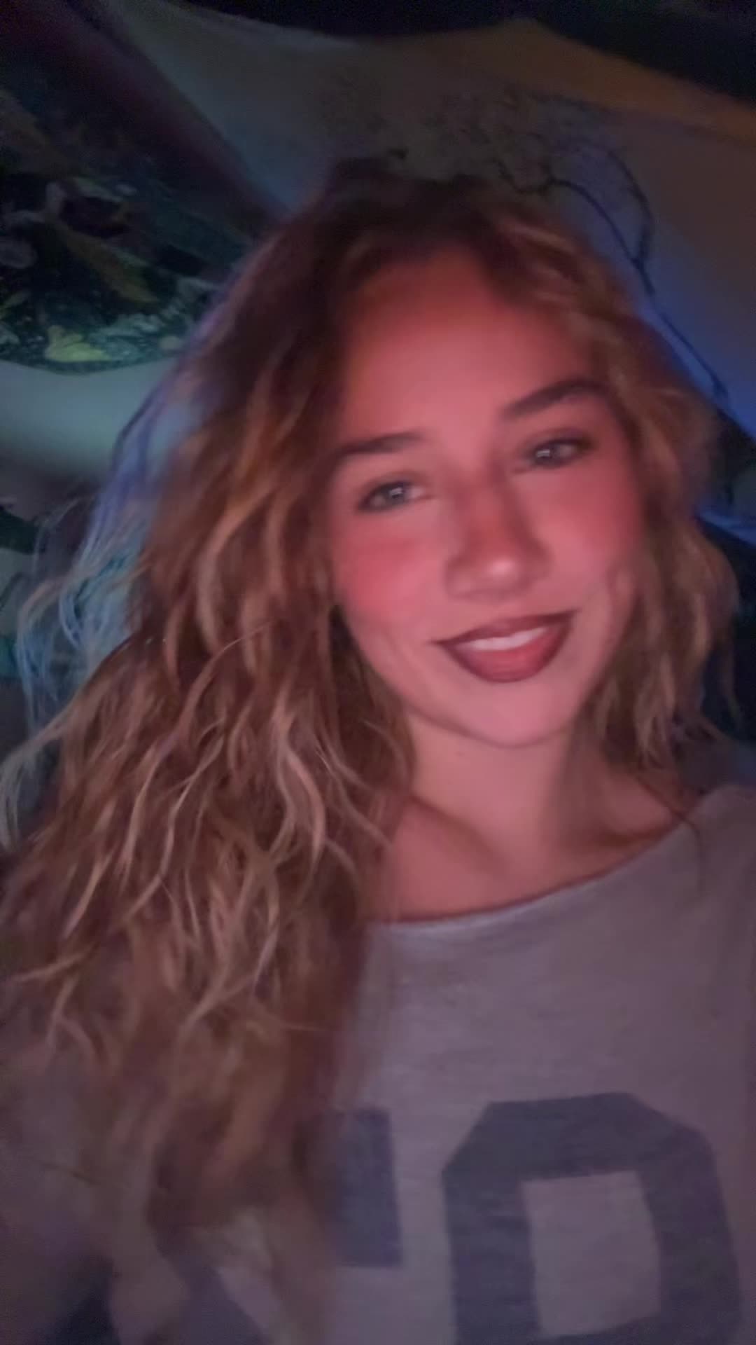 @￼