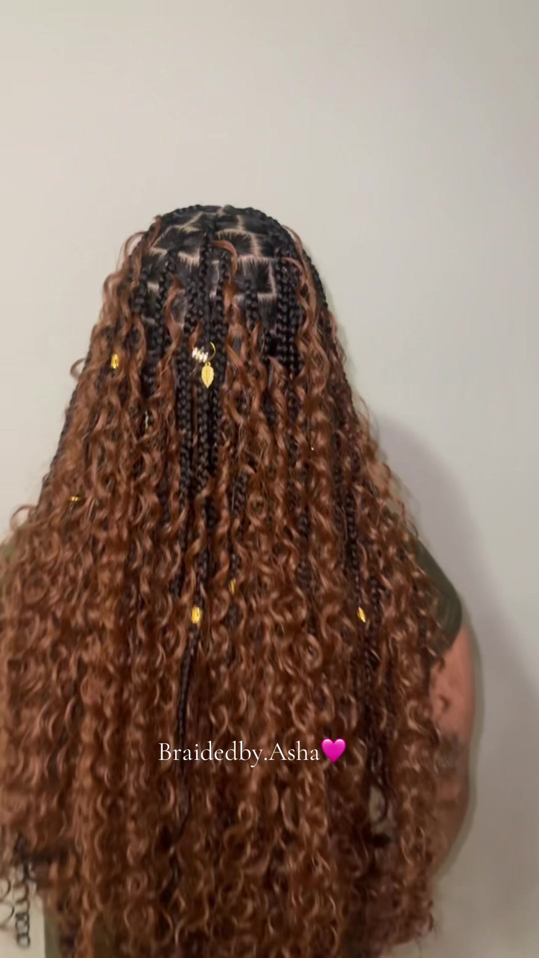 @Ashanay🫦